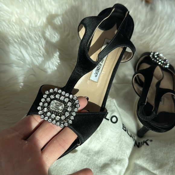Manolo Blahnik Black Satin and Crystal Embellished Heels T-strap slingback pumps - Picture 13 of 15